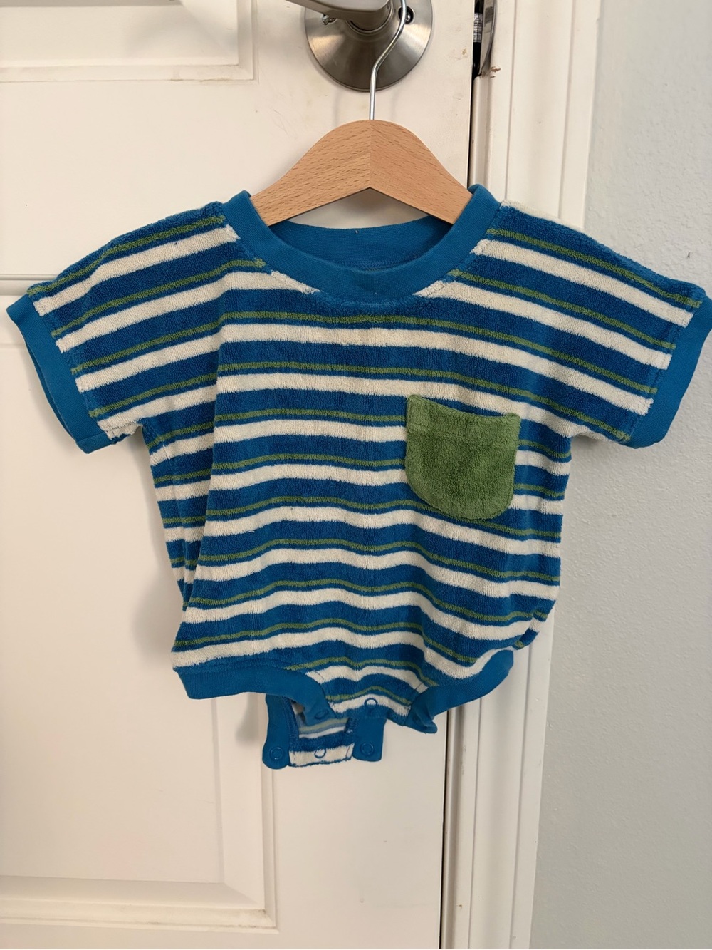 Winnie+Crew Blue & Green Striped Terry Short-Sleeve Baby Romper